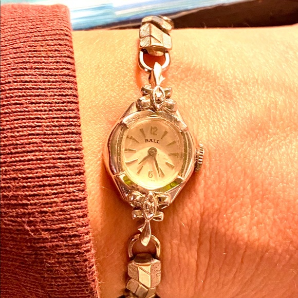 17 Jewel Unadjusted Ball Co Watch - Picture 6 of 7